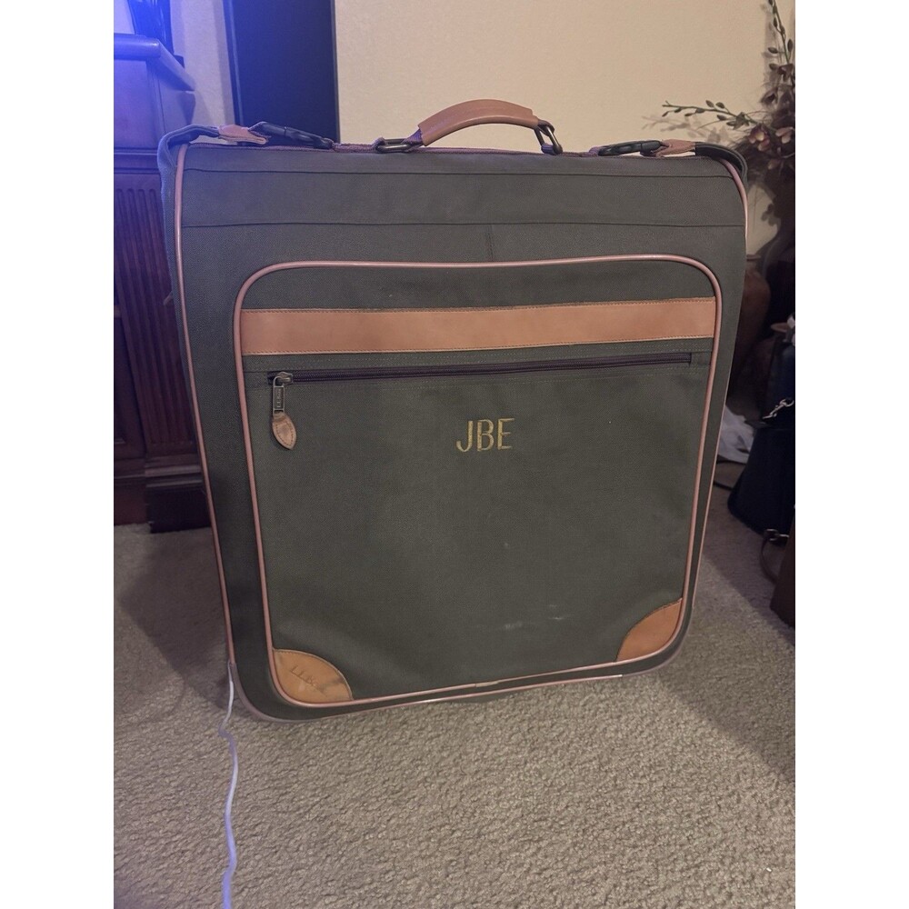 LL Bean Large Green Rolling Garment Bag Leather Trim Suitcase Bag 24" X 21"X8”